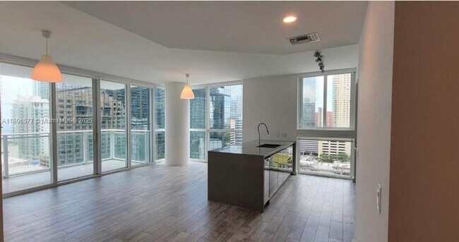 Foto del edificio - 1080 Brickell Ave
