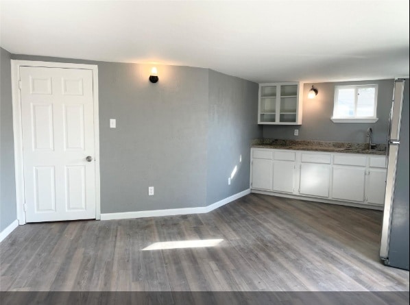 Foto del edificio - 7515 Bayway Dr