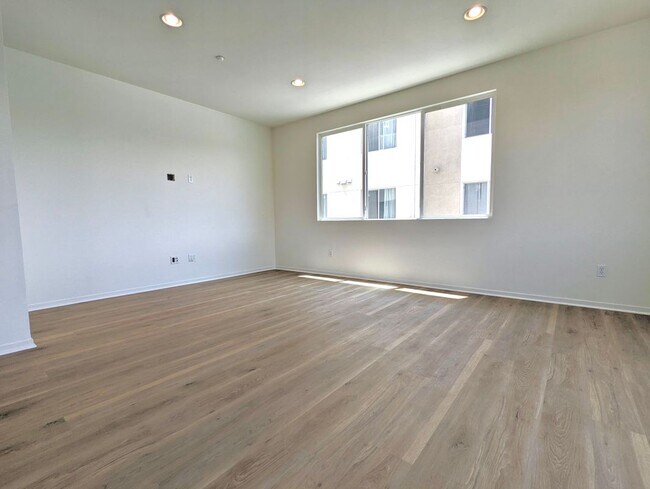 Foto del edificio - 13024 Union Ave