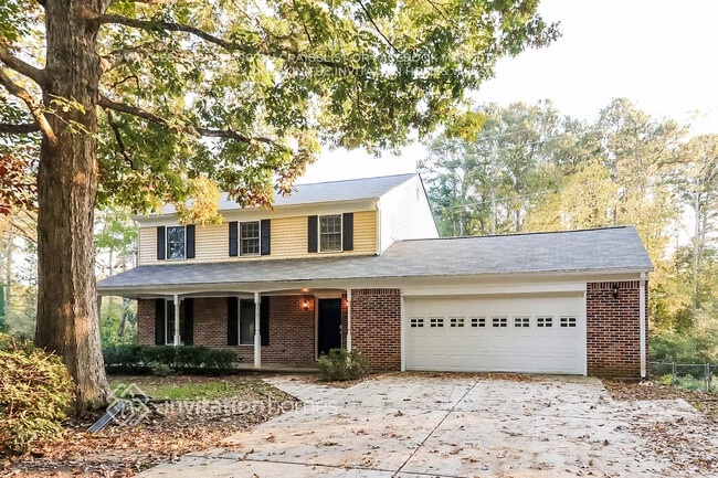 Building Photo - 2550 Raintree Way NE