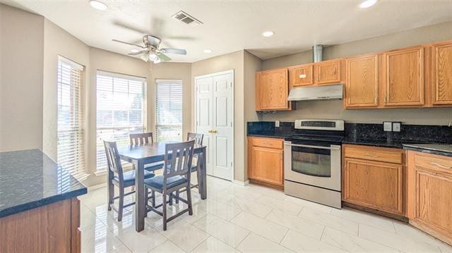 Foto del edificio - 5718 Creekridge Dr