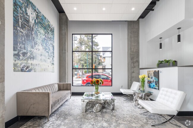 Salón del club del vestíbulo - NewRo Studios