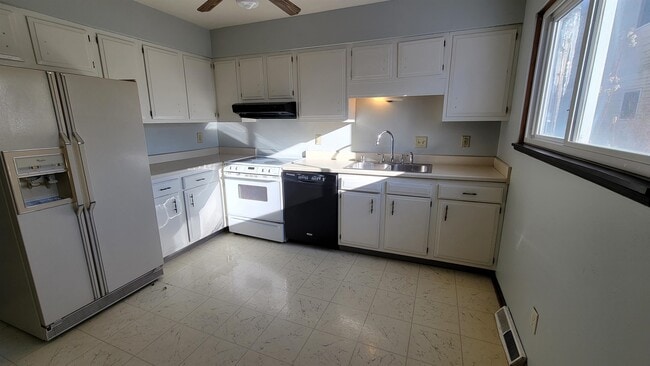 Foto del edificio - 4015 Claire St