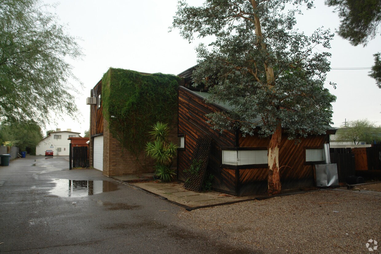 Foto principal - 3115 N Stone Ave