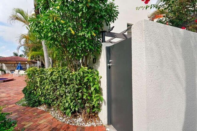 Foto del edificio - 4732 SW 67th Ave
