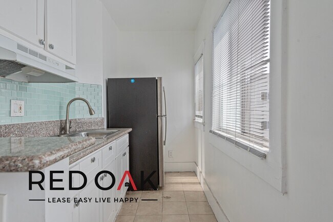 Foto del edificio - ~1 Month FREE~ Amazing Studio with Exquisi...