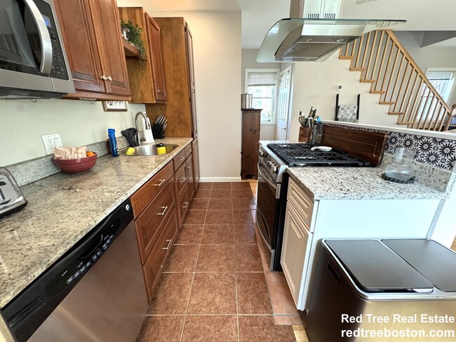 Building Photo - 4 N Crescent Circuit