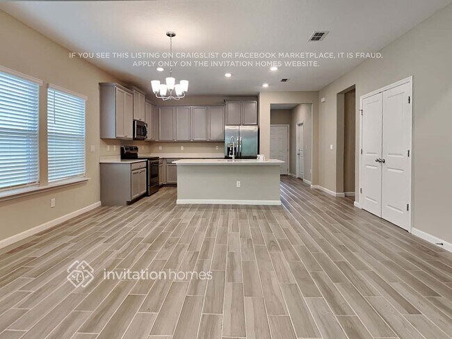 Building Photo - 6313 Bluff Ave