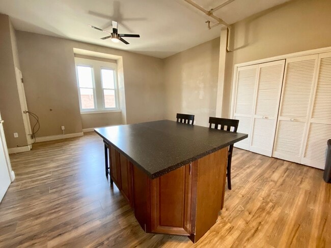 Foto del edificio - 1305 Allegheny Ave