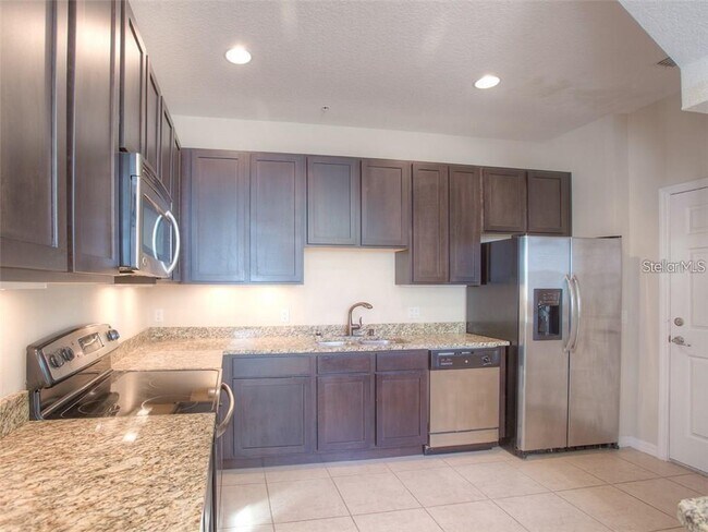 Foto del edificio - 730 Terrace Spring Dr