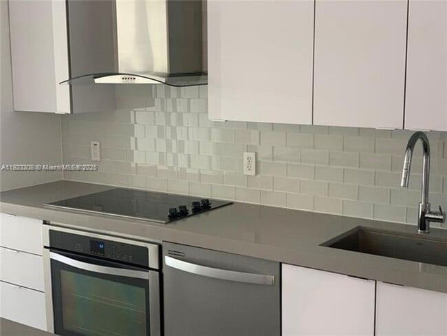 Photo - 1600 NE 1st Ave Apartment
