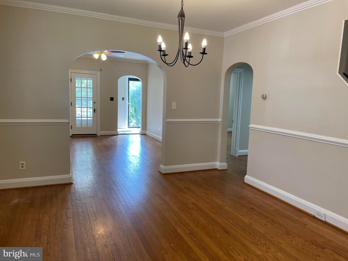 922 Overbrook Rd, Baltimore, MD 21239 House Rental in Baltimore, MD