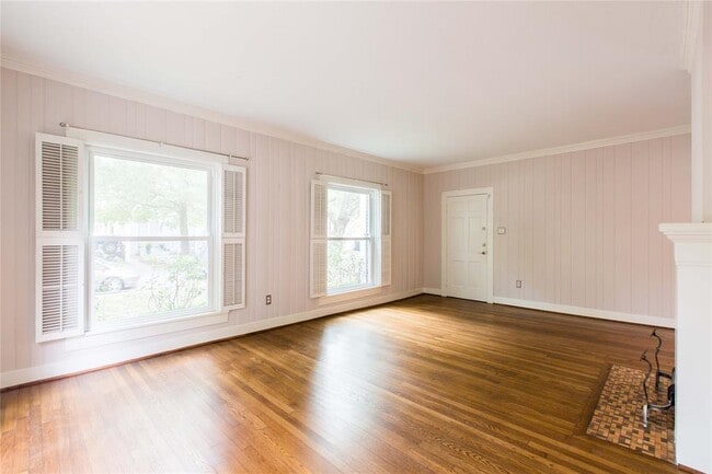 living room looking at front door - 1212 Milford St