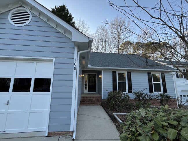 Building Photo - 108 Cambrian Way