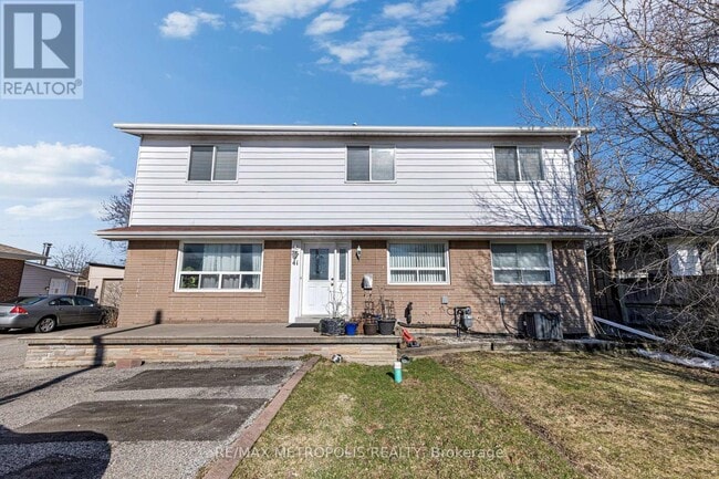 Building Photo - 41 Tormore Dr