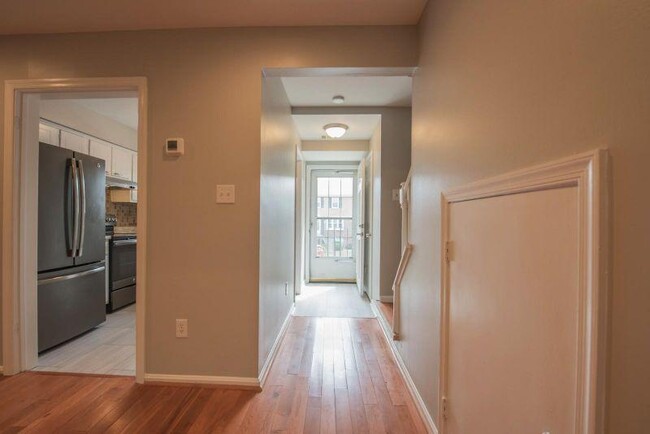 Building Photo - 1510 Presidential Drive