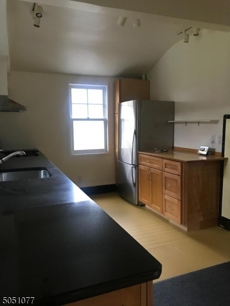 Building Photo - 18 Burnet St