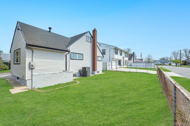 Foto del edificio - 207 August Rd