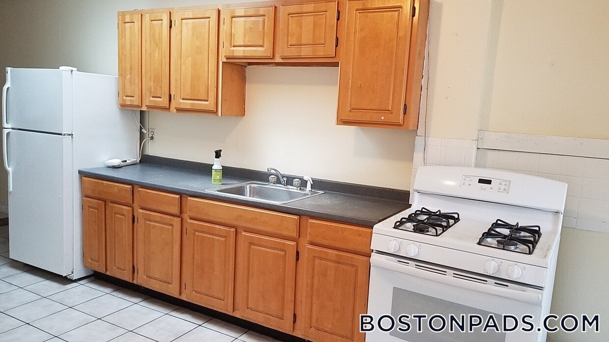 Foto principal - 179 Harvard St