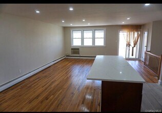 Building Photo - 1226 Bergen Ave