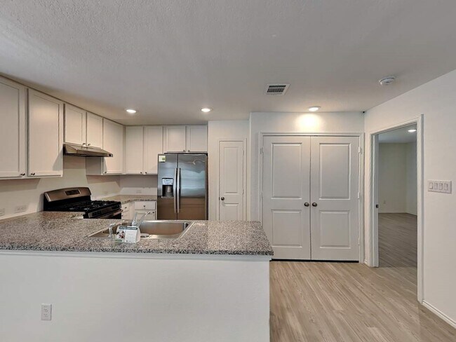 Foto del edificio - 5310 Devils Rdg