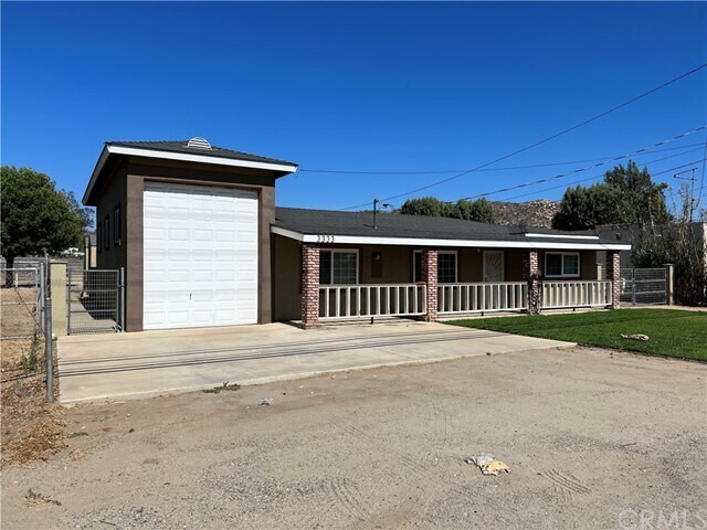 Primary Photo - 3333 Corona Ave
