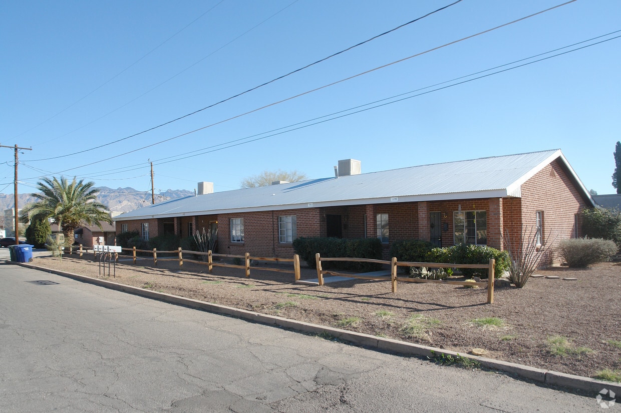 Primary Photo - Marlo Apartments