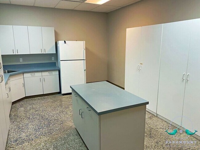 Foto del edificio - 1045 S Ancona Ave