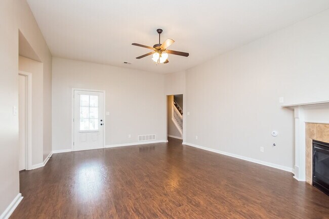 Building Photo - 4313 Genevieve Dr