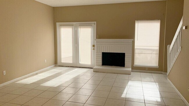 Building Photo - 12500 Brookglade Cir