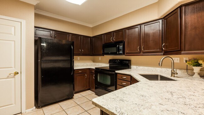 Building Photo - 10410 N Cave Creek Rd