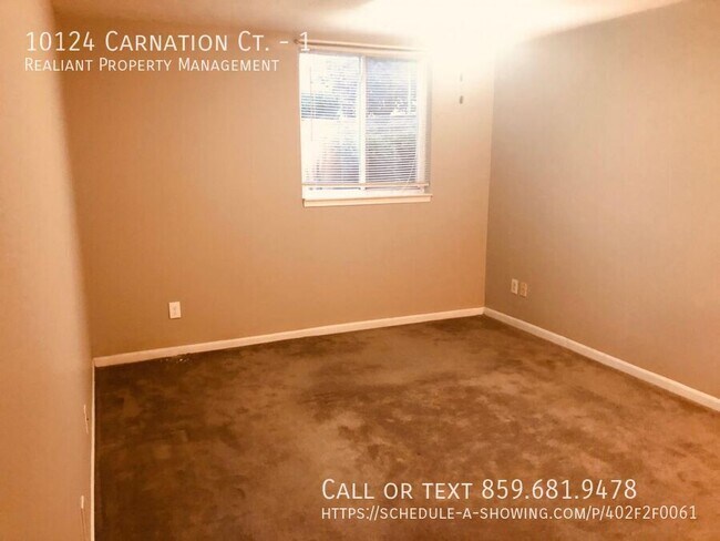 Foto del edificio - 10124 Carnation Ct