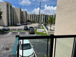 Building Photo - 2075 SW 122nd Ave
