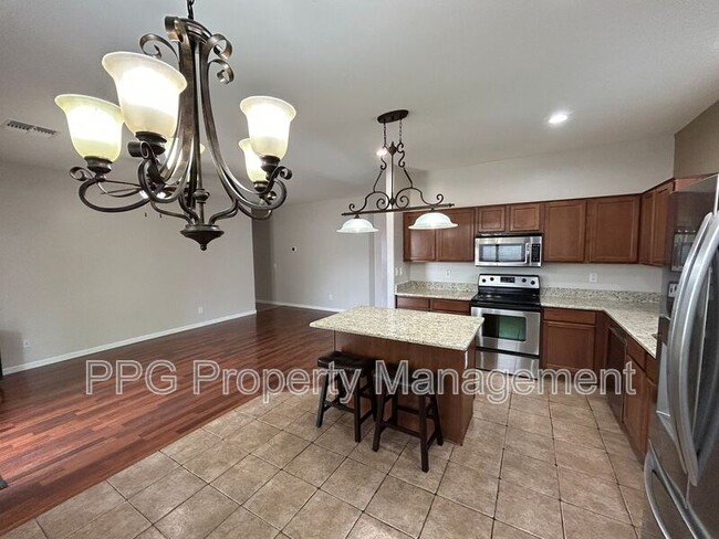 Building Photo - 18132 W Port Royale Ln