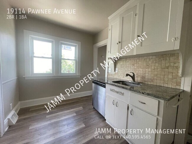Building Photo - 2 Bedroom House in Cleveland