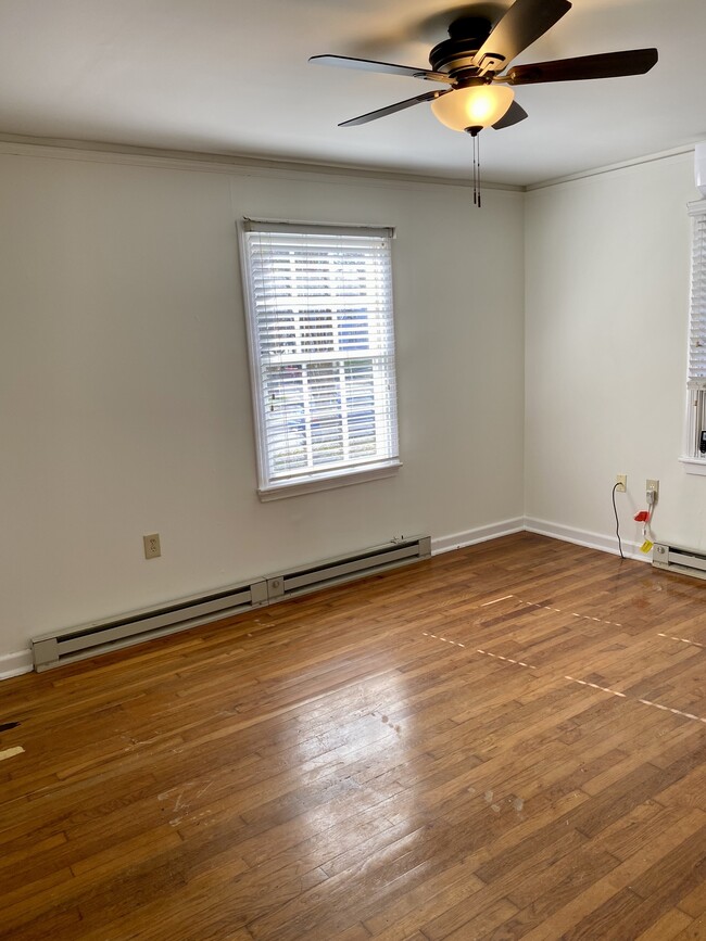 Building Photo - 2627 Rittiner Dr