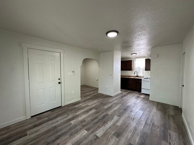 Foto del edificio - 614 E 600 S