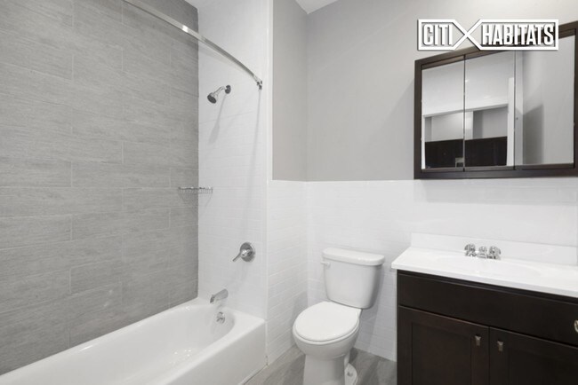 Foto del edificio - 749 E 133rd St