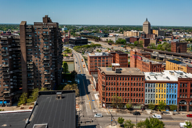 Aerial Photo - 151 Saint Paul St