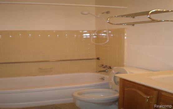 Foto del edificio - 32718 Grand River Ave