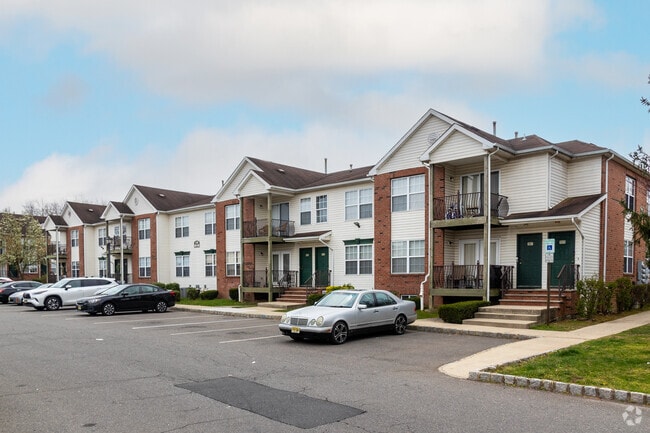 Building Photo - Countryside Apartments