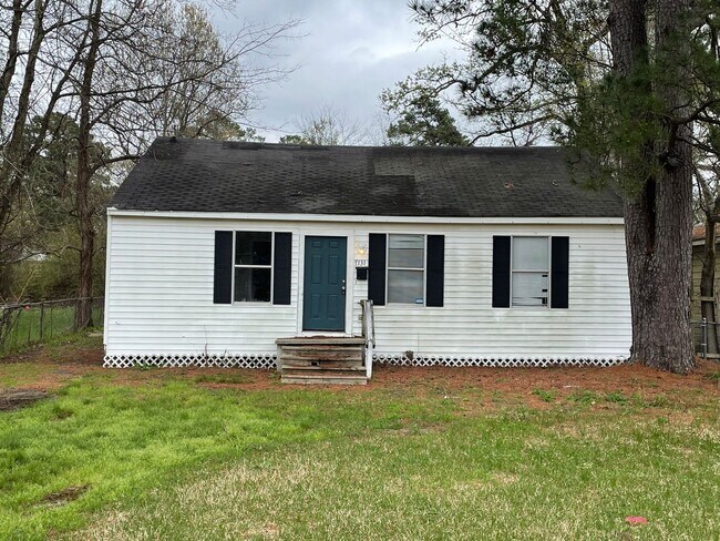 Building Photo - Shreveport Home For Rent