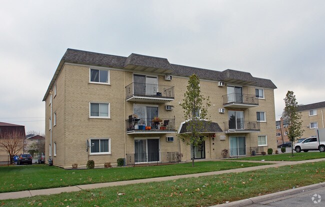 Foto del edificio - 7829 S Rutherford Ave