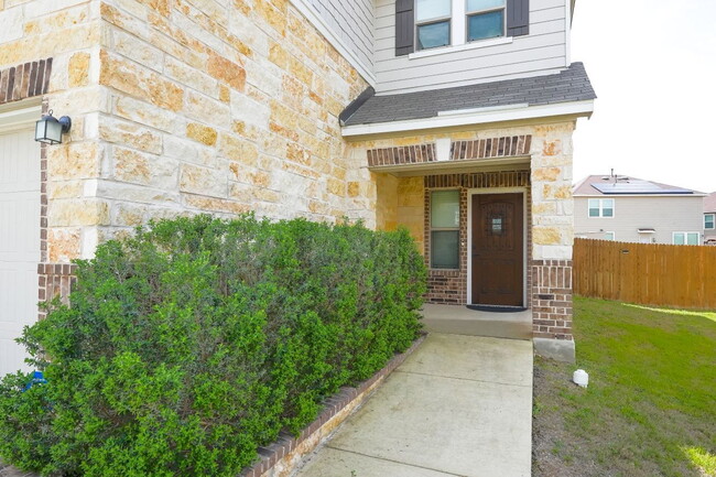 Foto del edificio - 5527 Castle Brook Dr