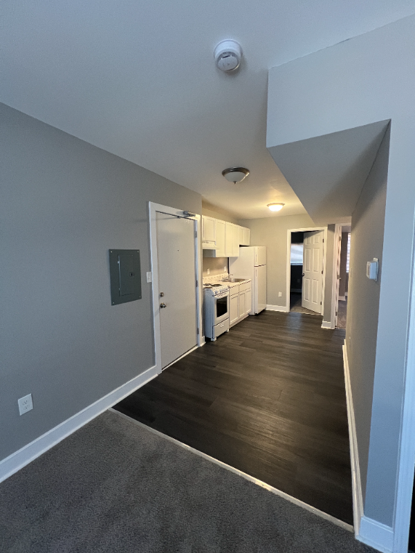 Building Photo - 5055 Bass Pl SE