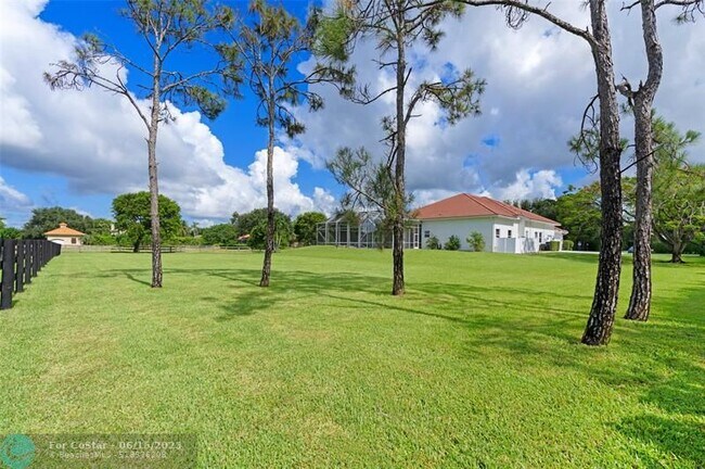 Foto del edificio - 14363 Drafthorse Ln