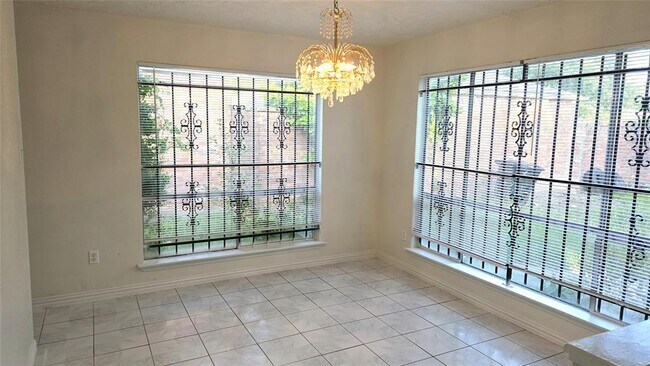 Foto del edificio - 13146 Newbrook Dr