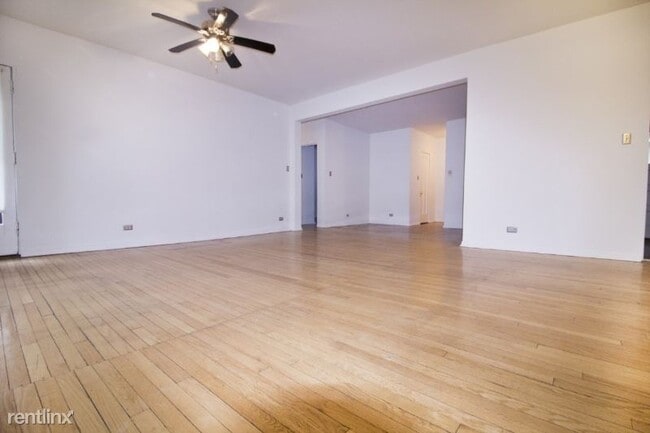 Building Photo - 5411 S Blackstone Ave