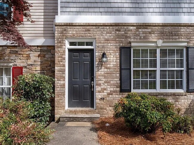 Foto del edificio - 176 Ridgehaven Trail
