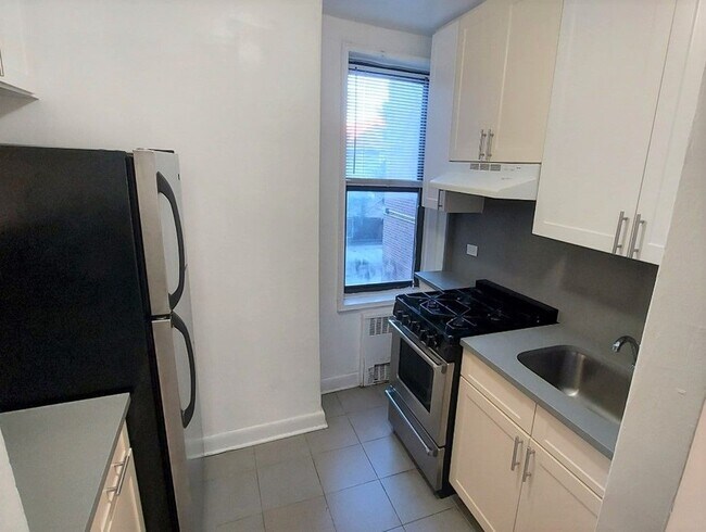 Building Photo - 42-42 80th St